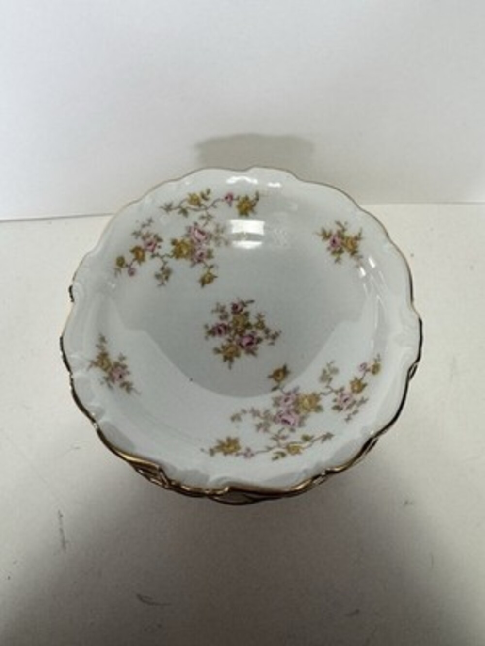Johann Haviland Sweetheart Rose Berry Bowls Lot 6 Bavaria Germany Gold Rim